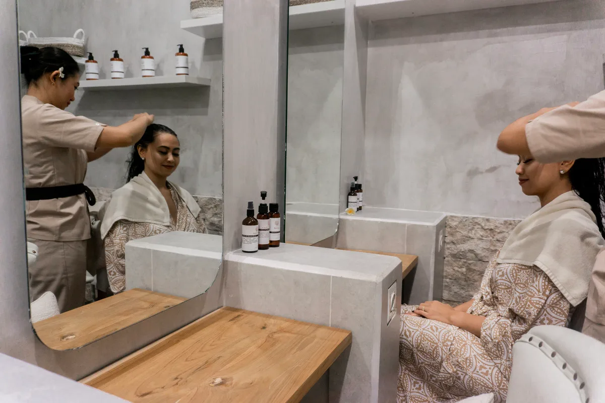 Jaens Spa - The Art of Wellbeing - https://jaensspa.com/wp-content/uploads/2026/02/cropped-Logo-Spa-Center.png