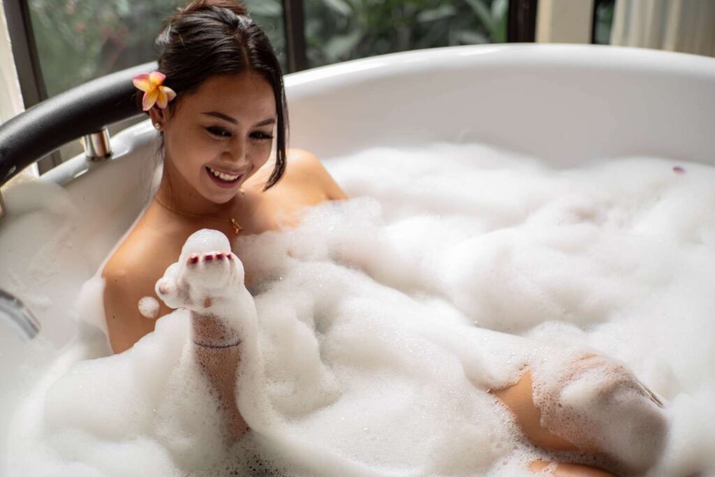 flower bath ubud relaxing spa moment