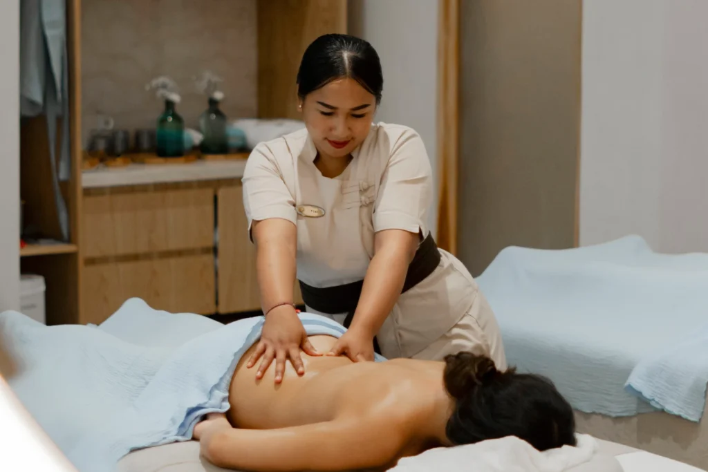 tradisional balinese massage