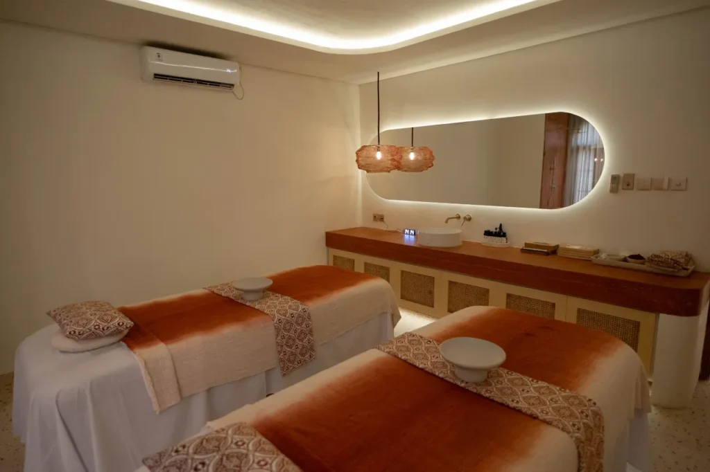 peacefully spa room at jaens bisma ubud