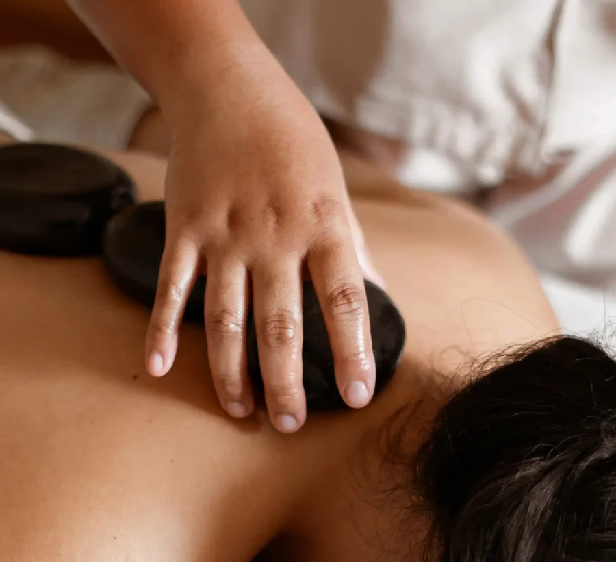 hot stone massage at jaens spa bali