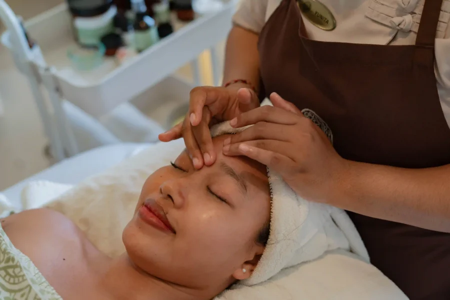 Gentle beauty care facial for travelers at Jaens Spa Ubud
