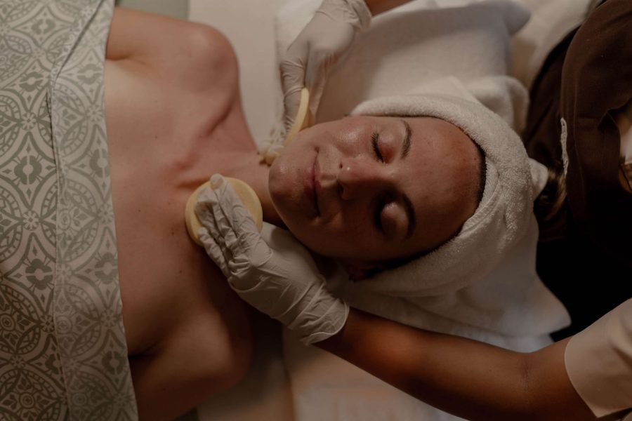 Facial treatment near central Ubud at Jaens Spa