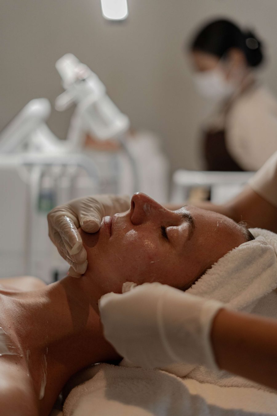Facial and beauty care at Jaens Spa Ubud
